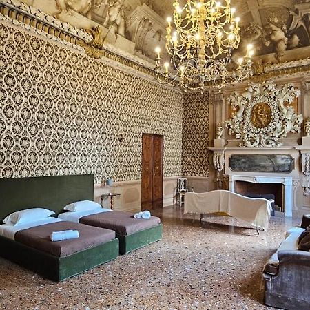 Residence Belle Arti 42 Bologna Bagian luar foto
