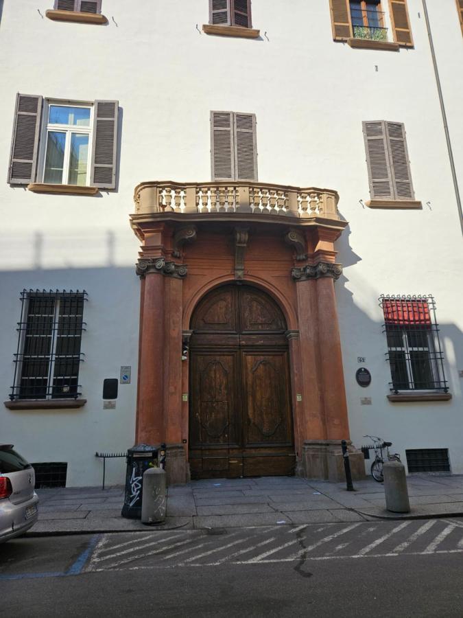 Residence Belle Arti 42 Bologna Bagian luar foto