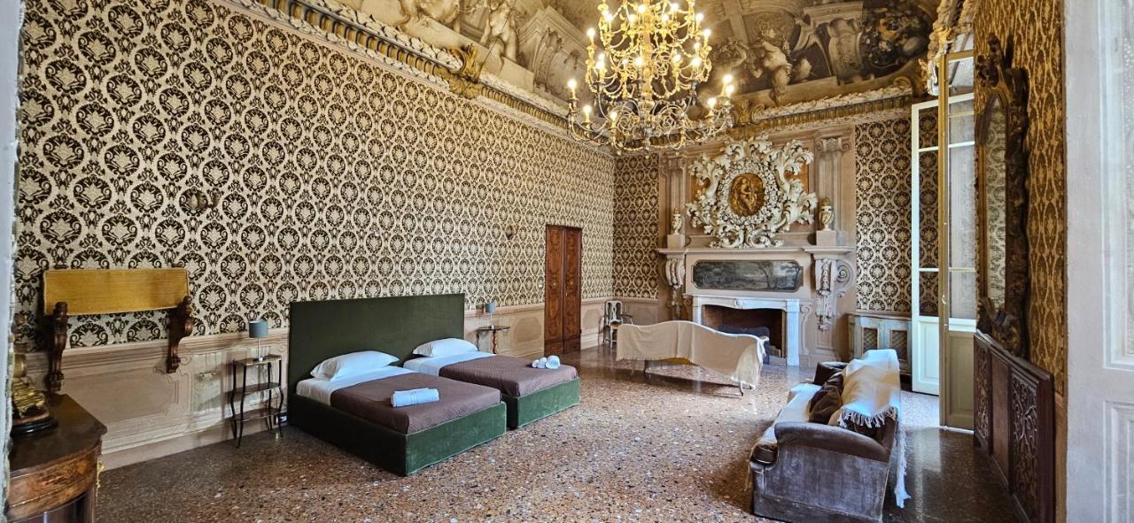 Residence Belle Arti 42 Bologna Bagian luar foto