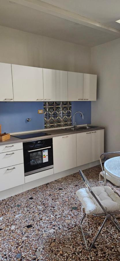 Residence Belle Arti 42 Bologna Bagian luar foto