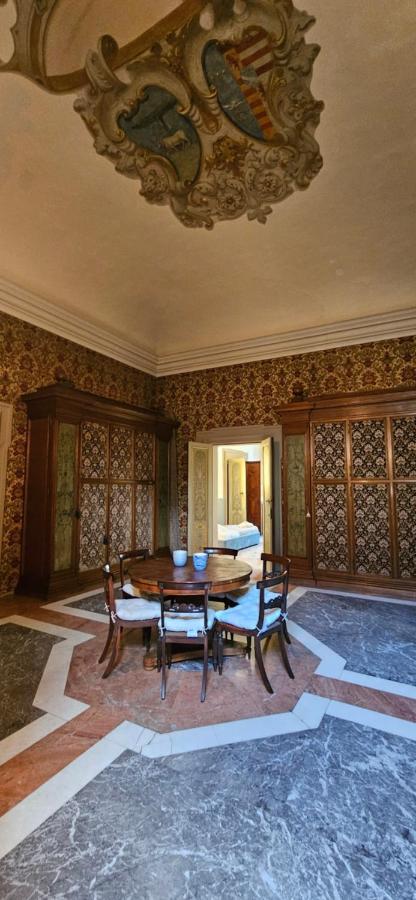 Residence Belle Arti 42 Bologna Bagian luar foto