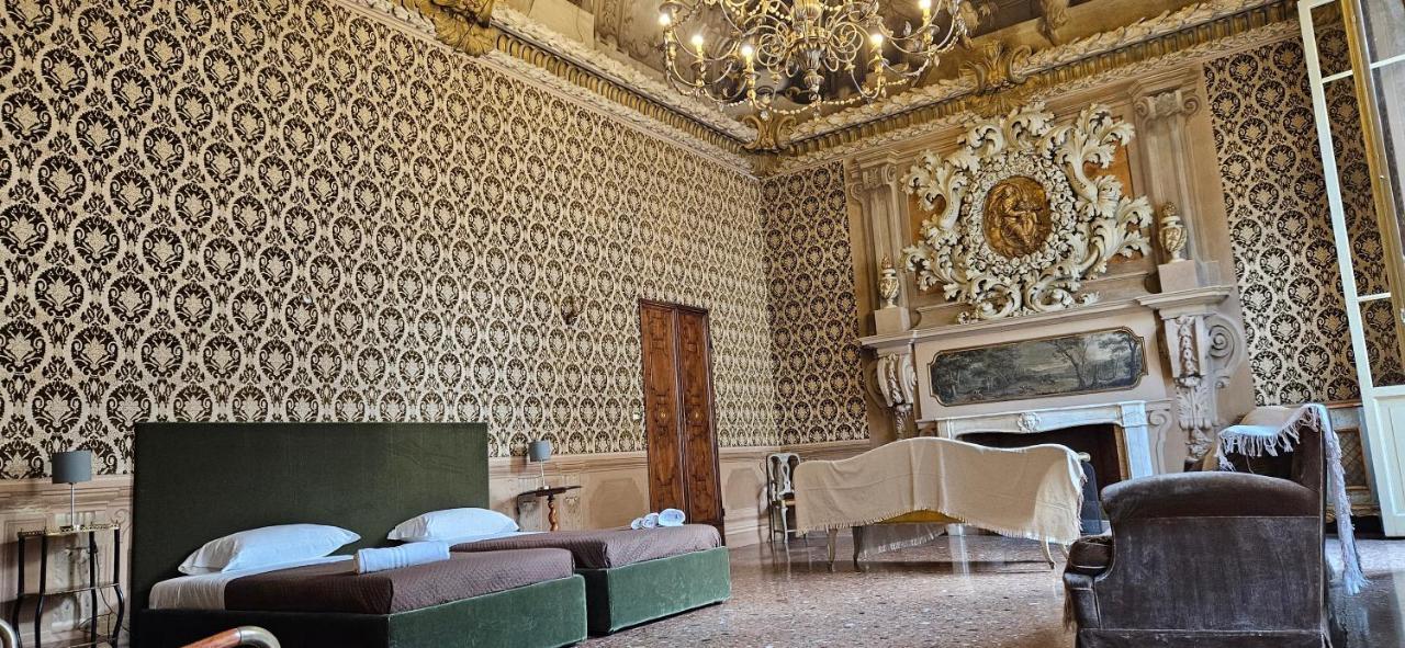 Residence Belle Arti 42 Bologna Bagian luar foto
